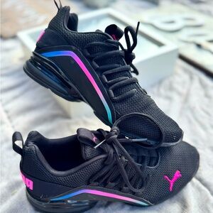 PUMA Axelion running shoes
